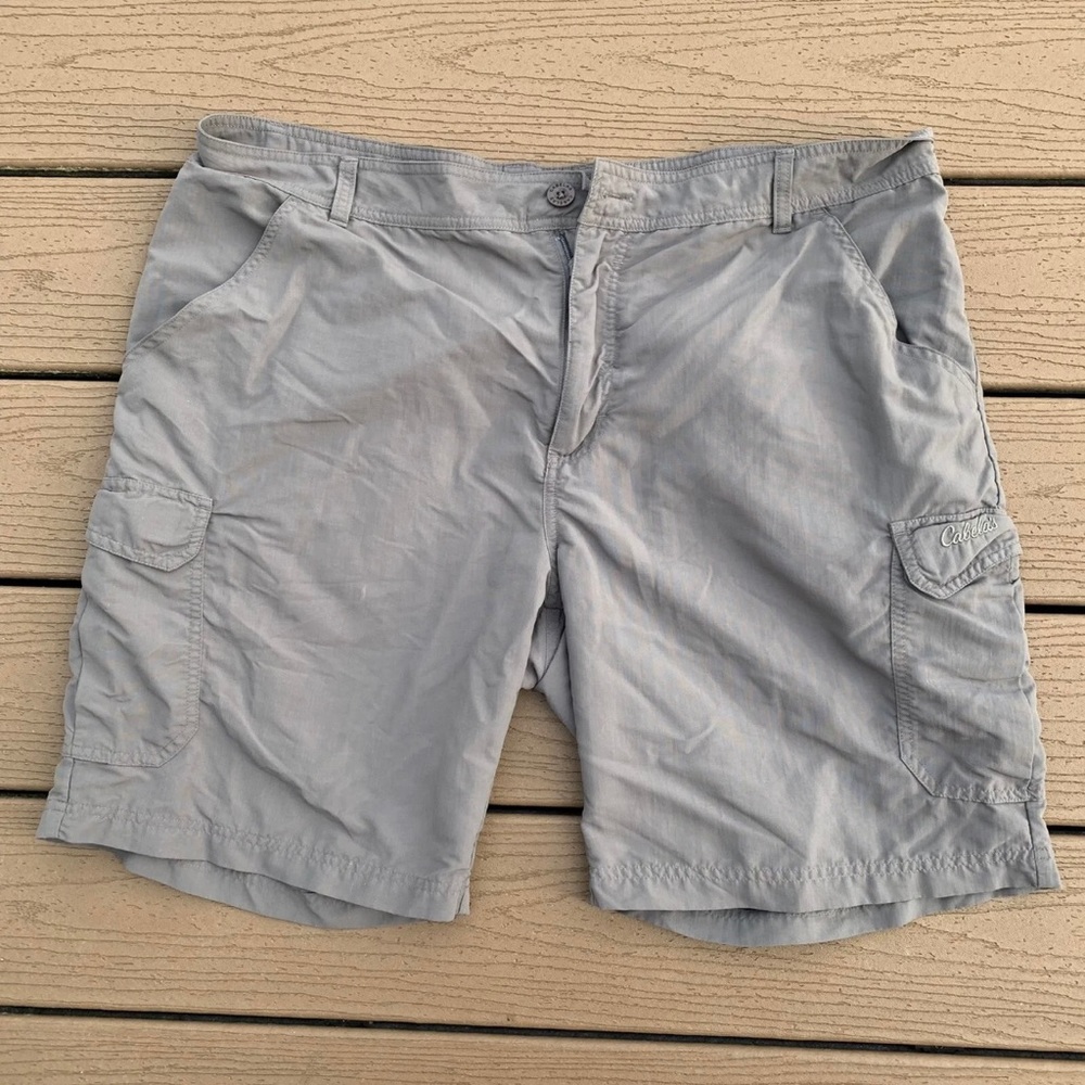Cabela's Cargo Shorts Men's Size 40 Reg Gray Casual Zipper Side‎ Pockets READ